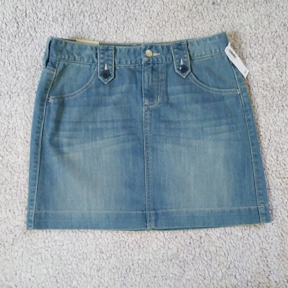 Light Blue Faded Denim Miniskirt, Old Navy - Picture 7 of 7